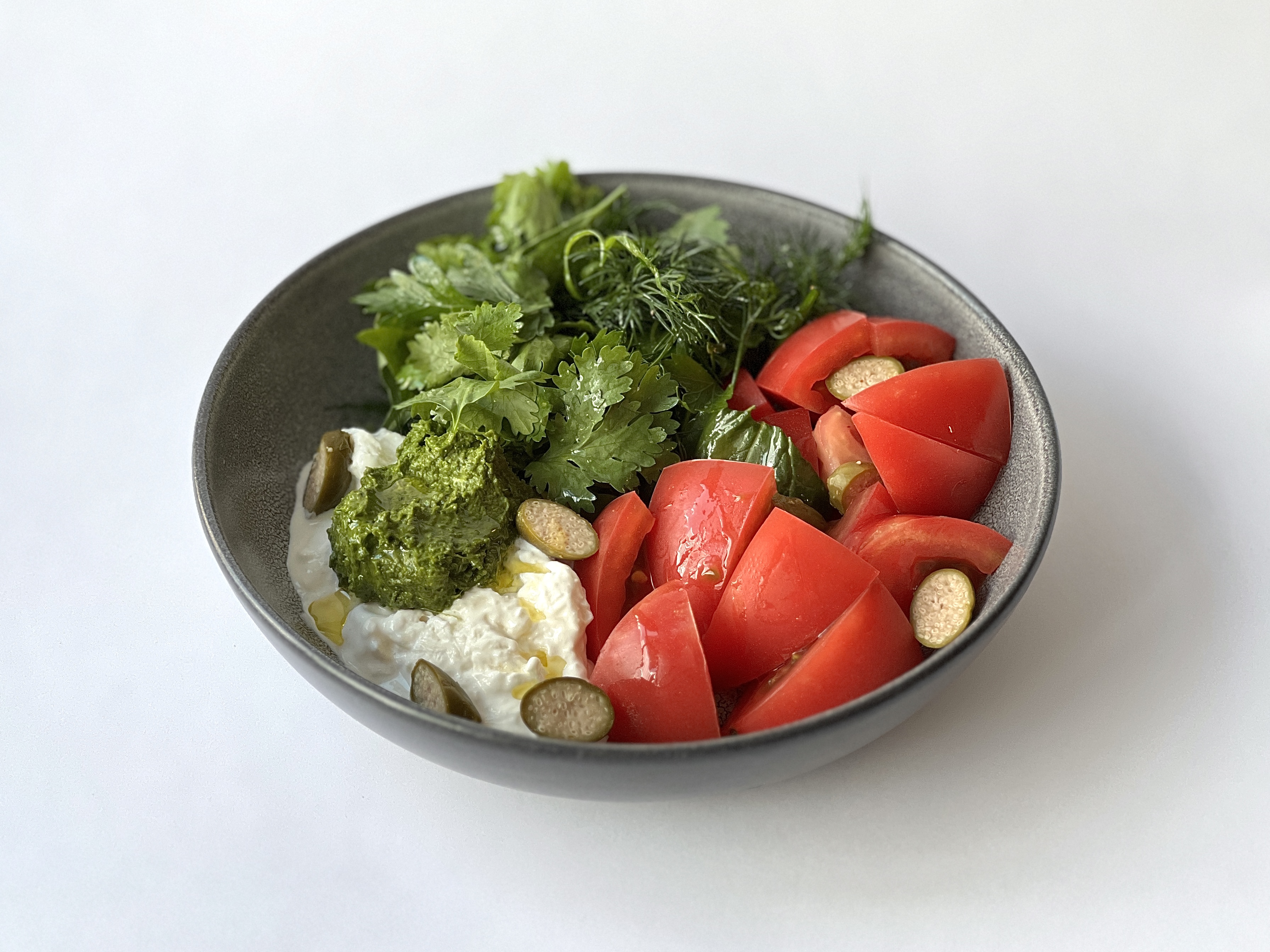 Strachatella, tomatoes, pesto, salad mix<br>